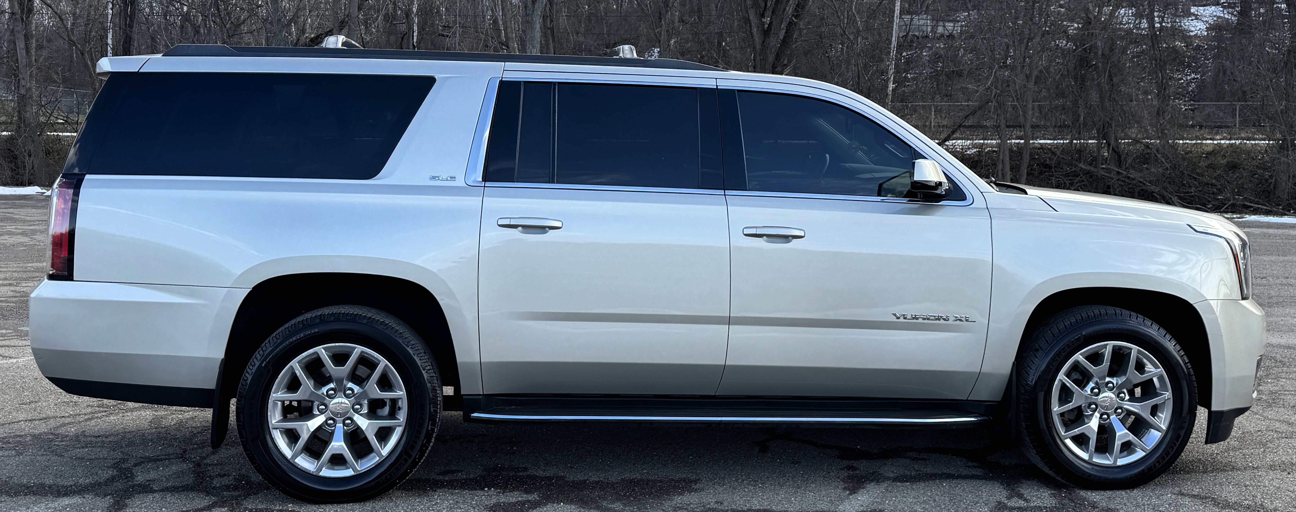2017 GMC Yukon XL SLE