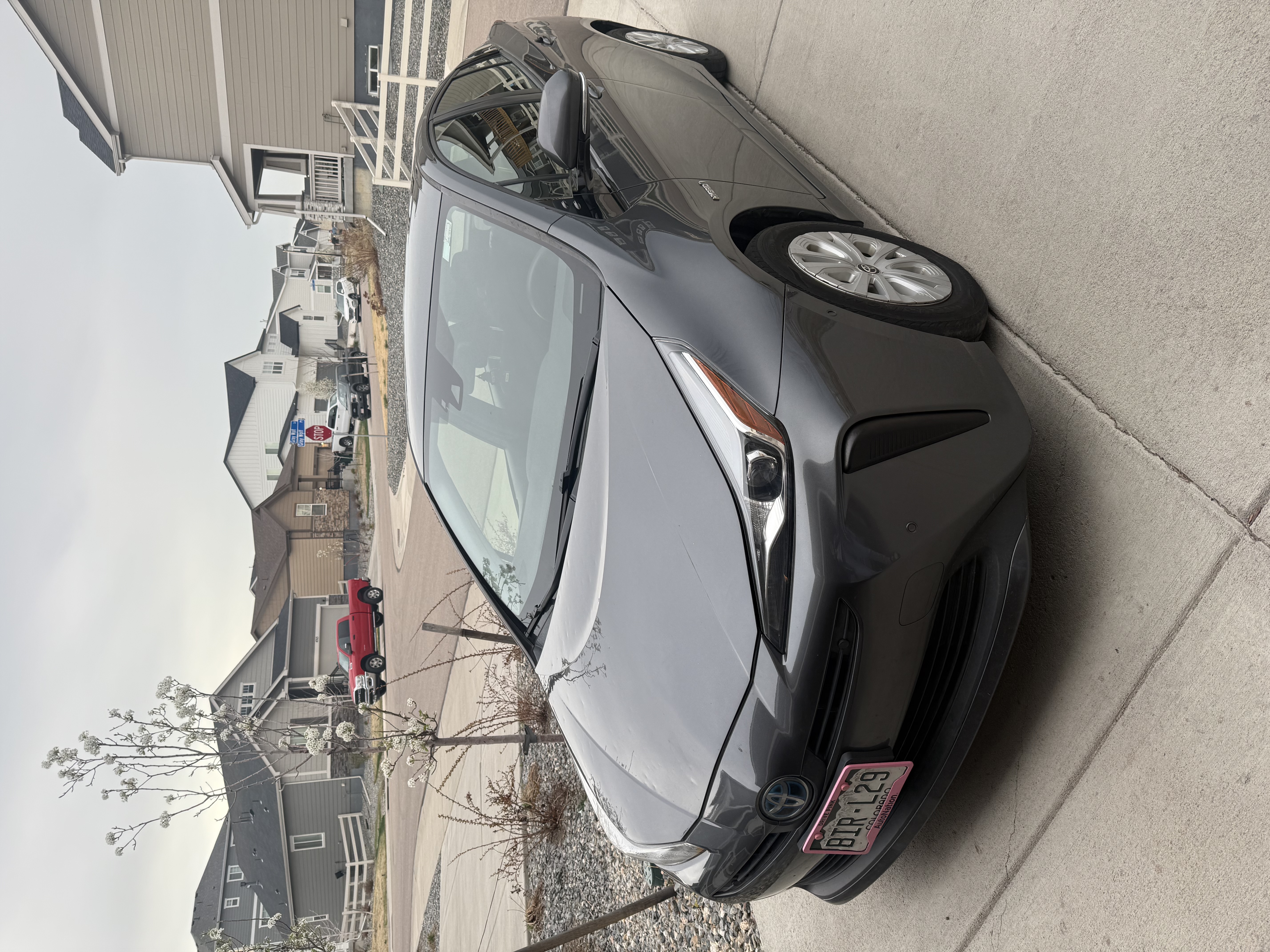2019 Toyota Prius LE