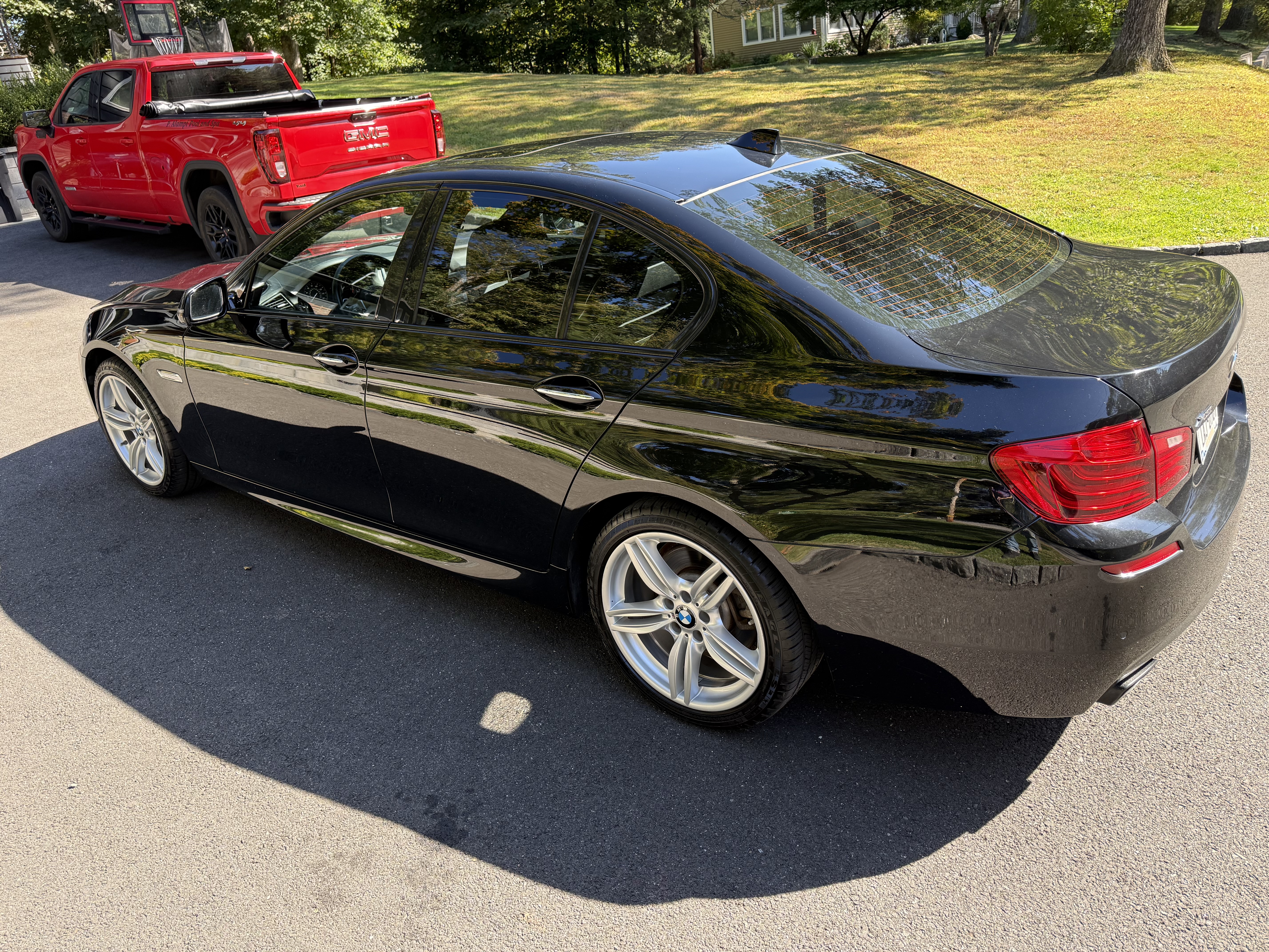 2016 BMW 550i xDrive Sedan