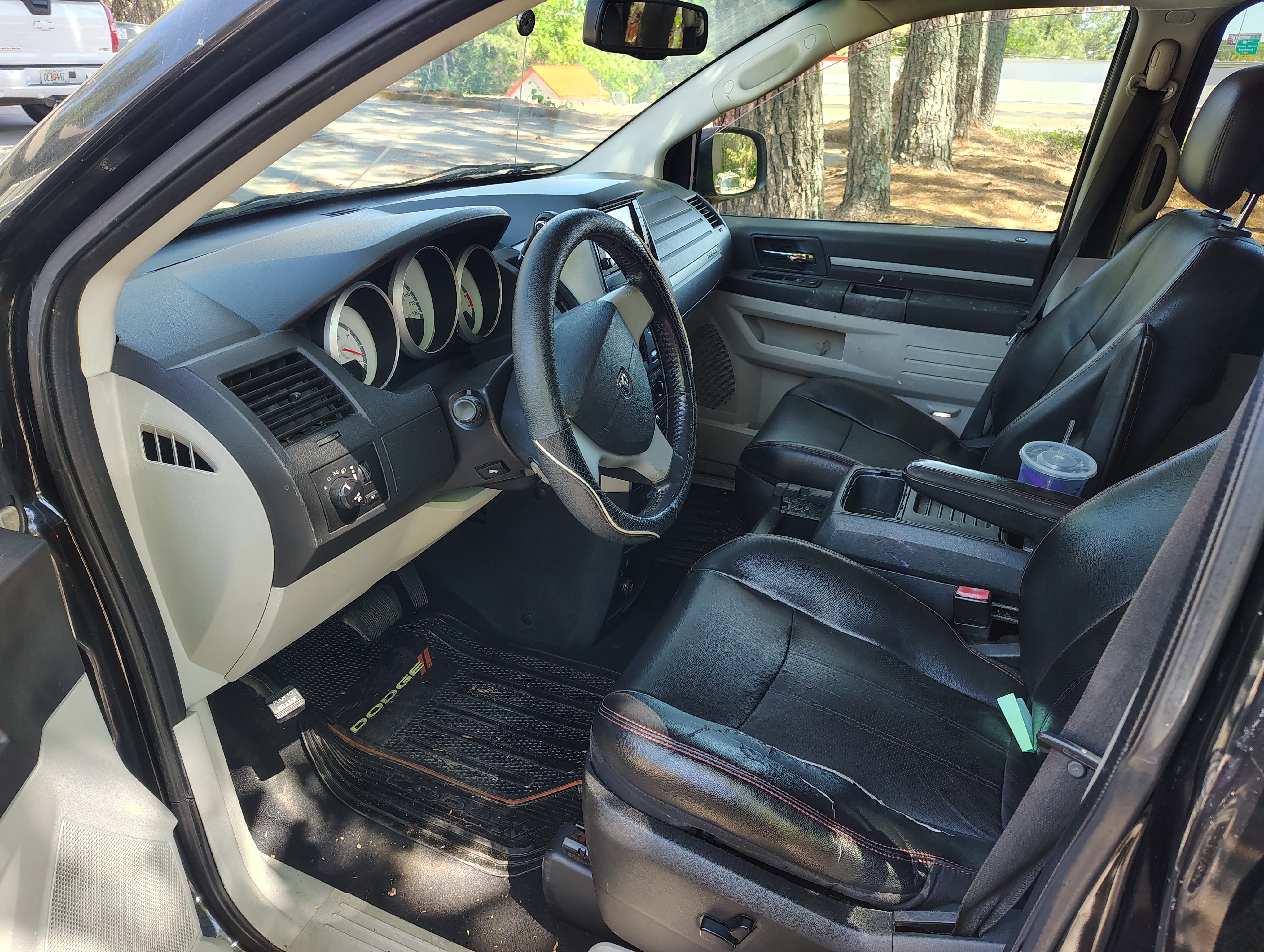 2008 Dodge Grand Caravan SXT