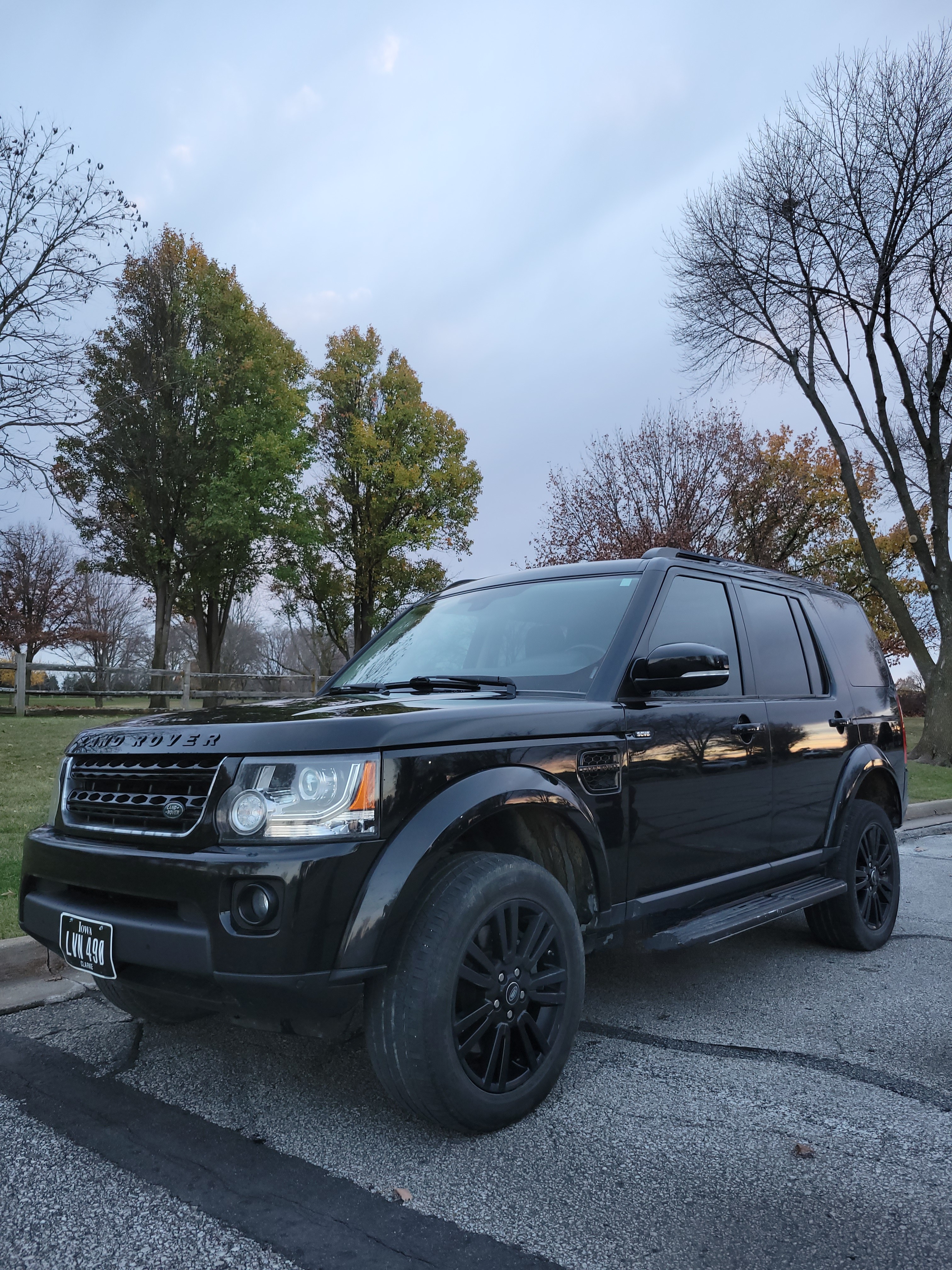 Used 2016 Land Rover LR4 HSE LUX