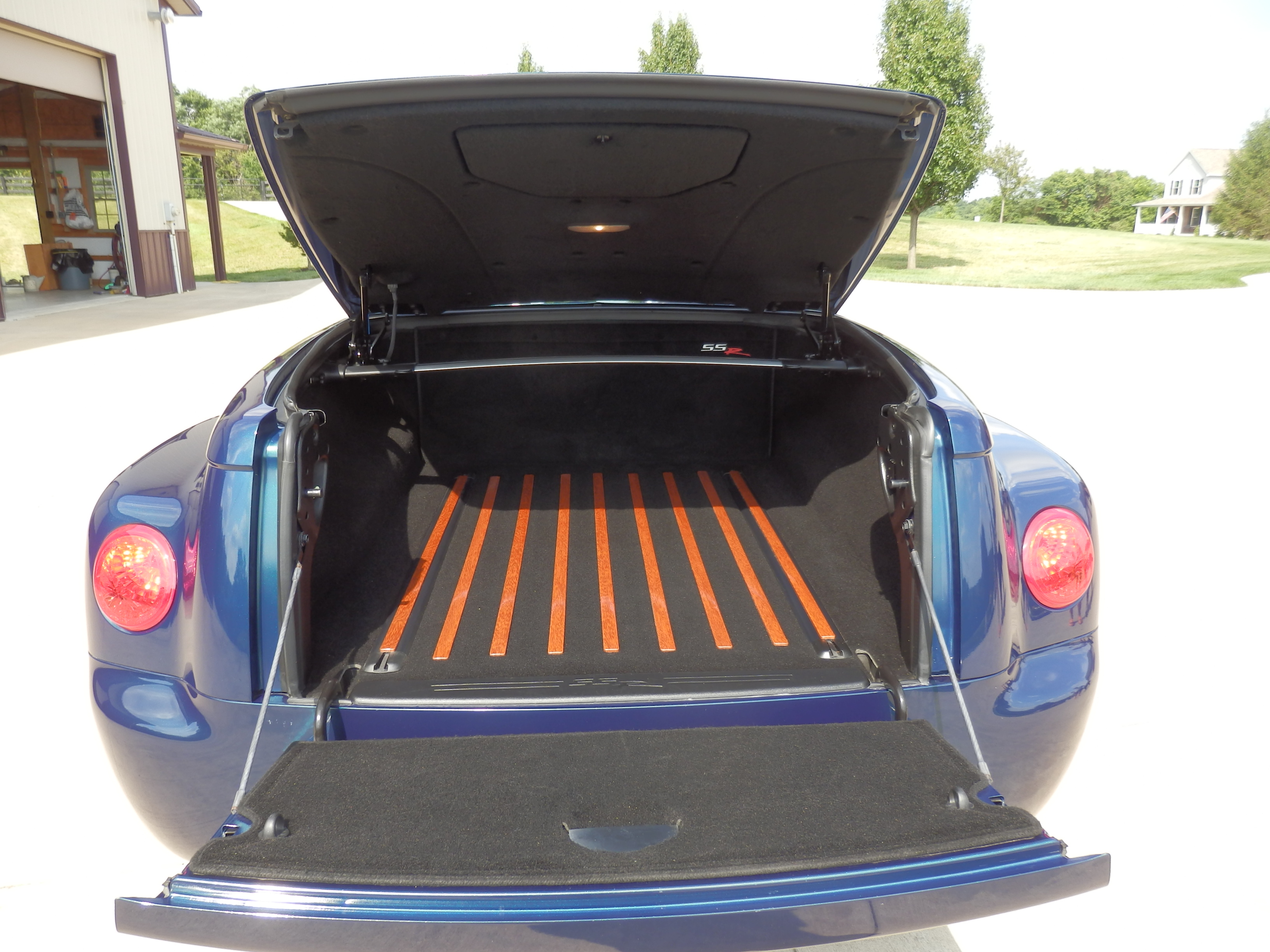 Chevrolet Ssr 2005 photo 3