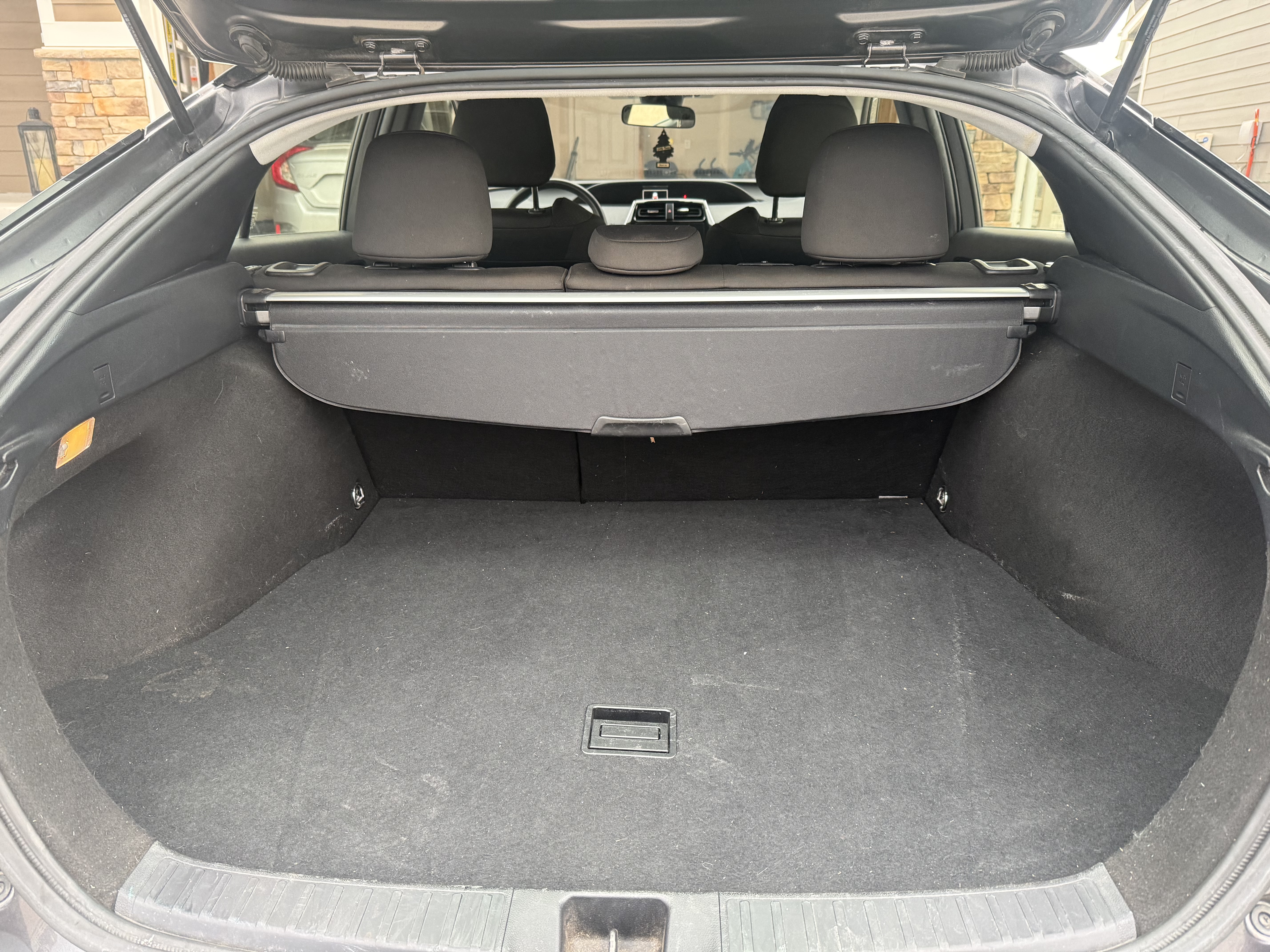 2019 Toyota Prius LE