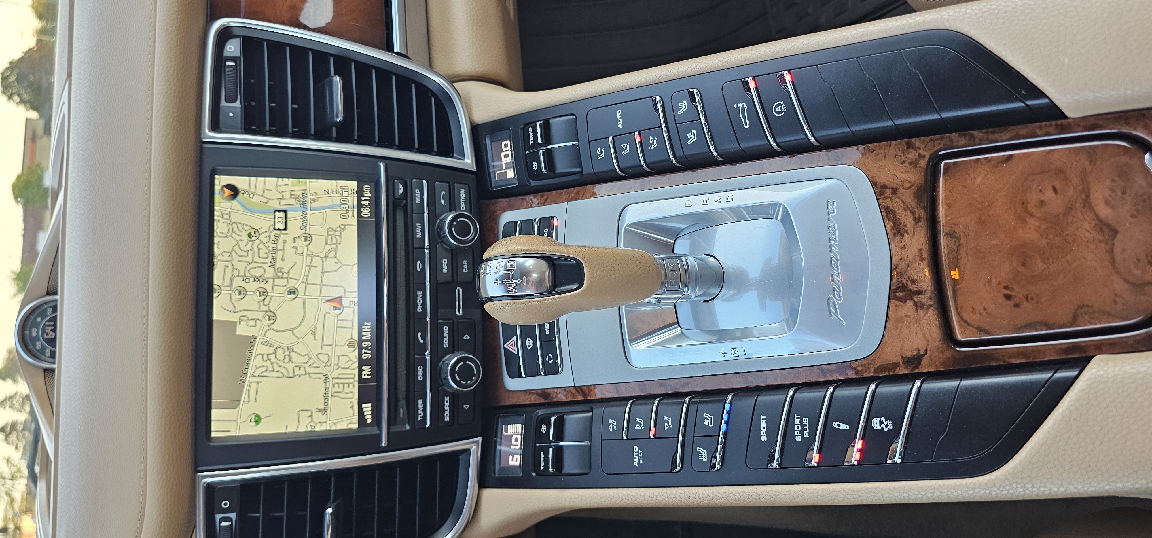 2012 Porsche Panamera 4