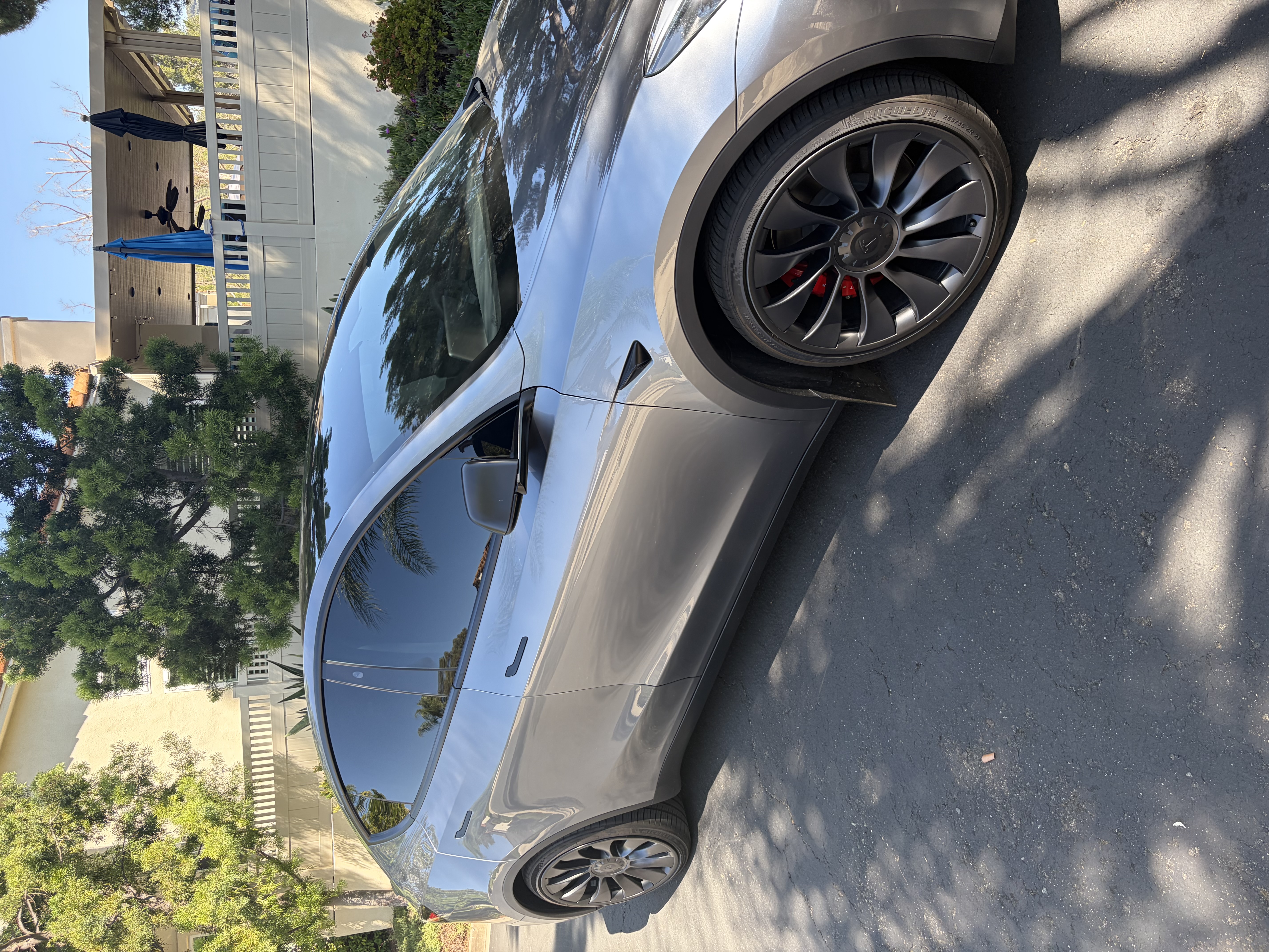 2024 Tesla Model Y Performance