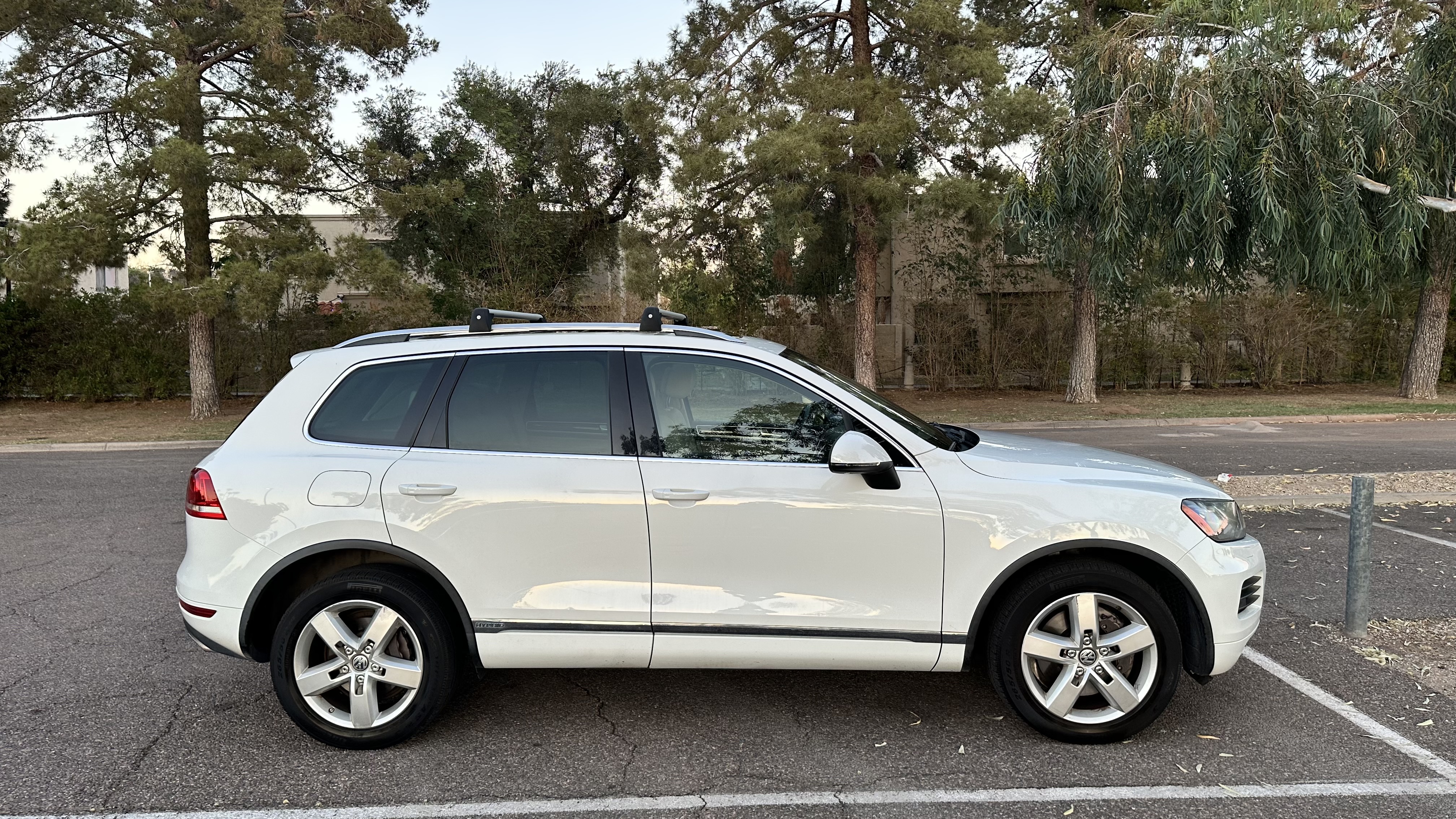 Used 2012 Volkswagen Touareg Hybrid