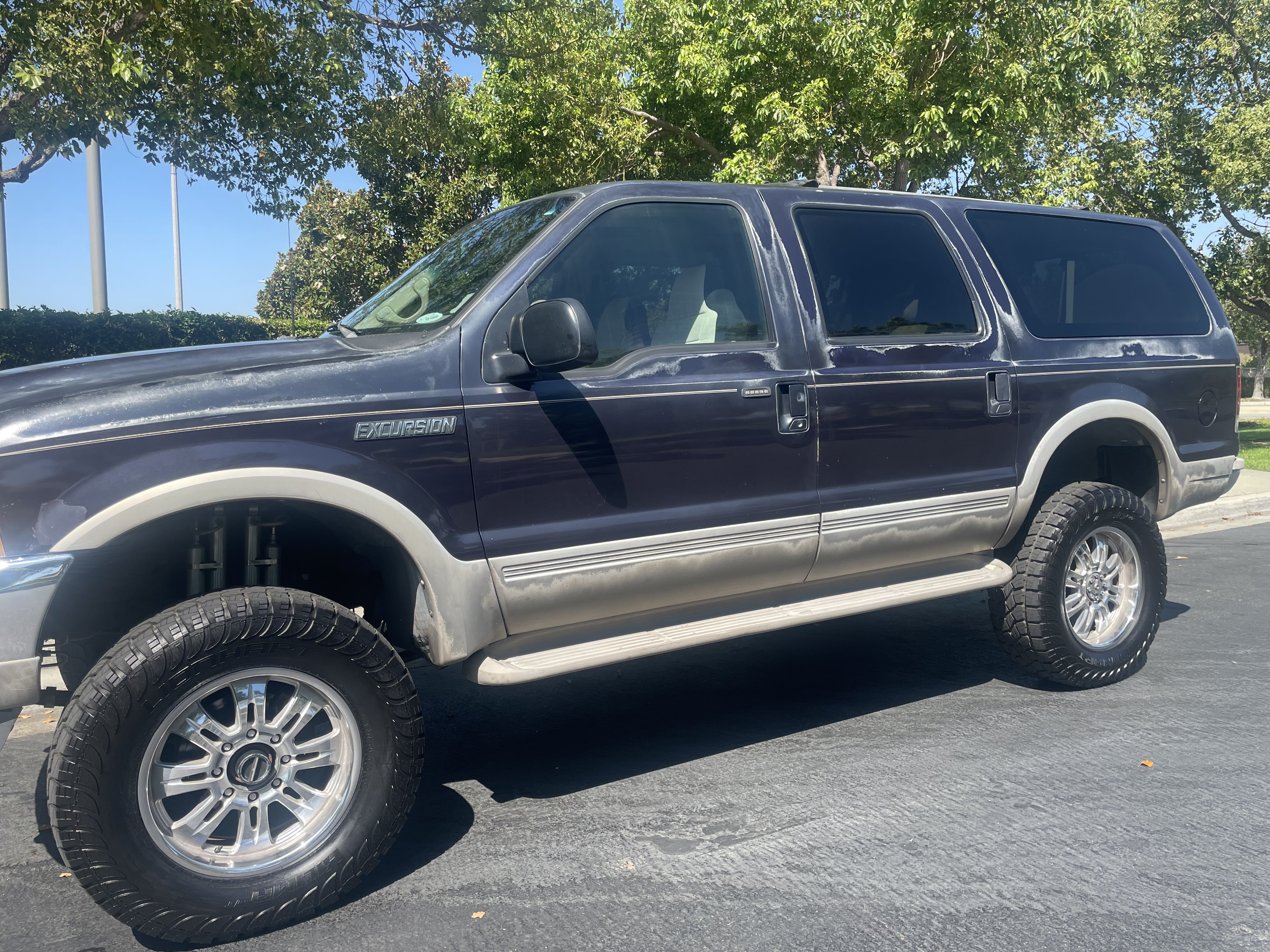 Used 2001 Ford Excursion Limited