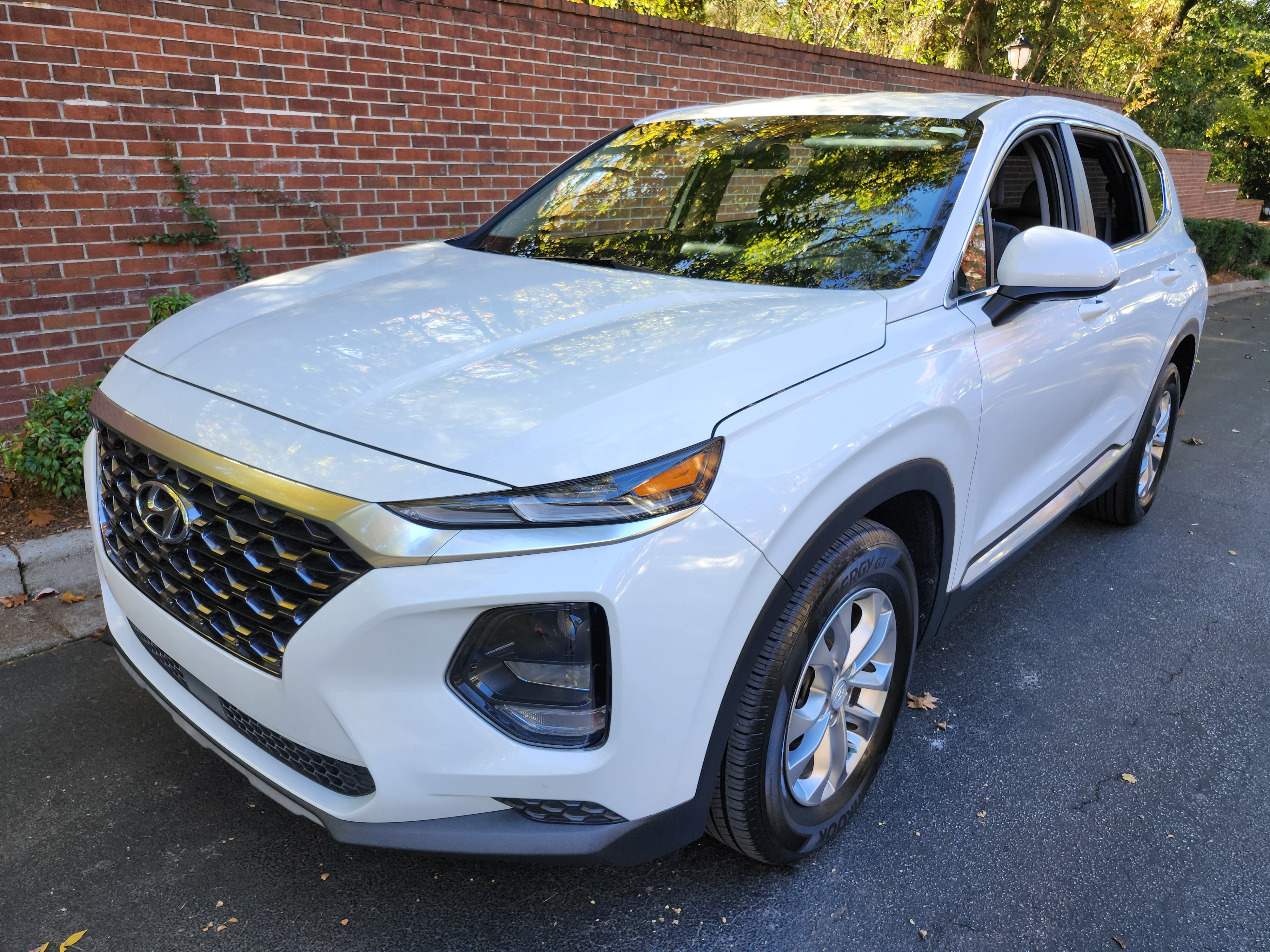 2020 Hyundai Santa Fe SE