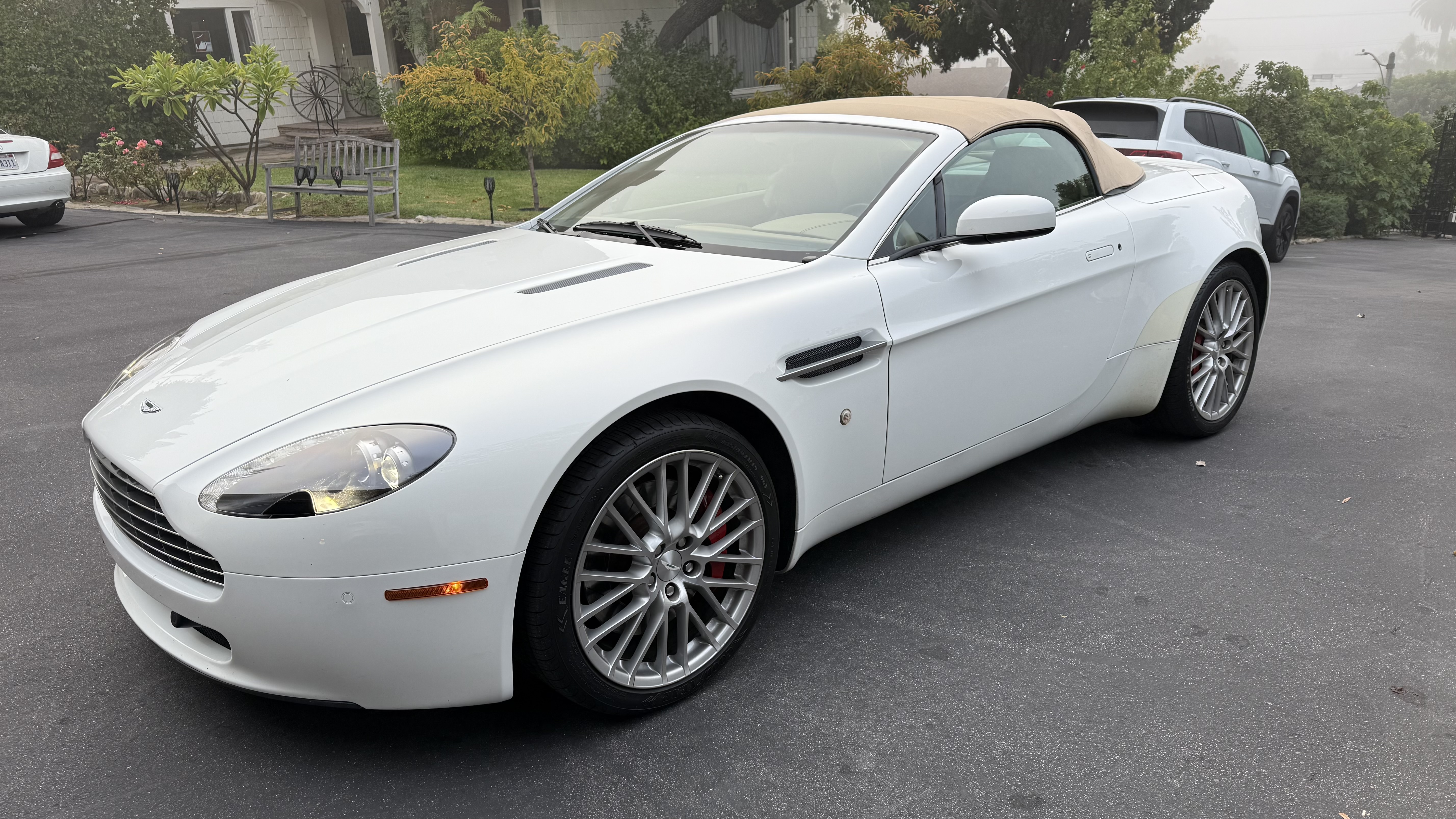Used 2009 Aston Martin V8 Vantage Roadster 2D