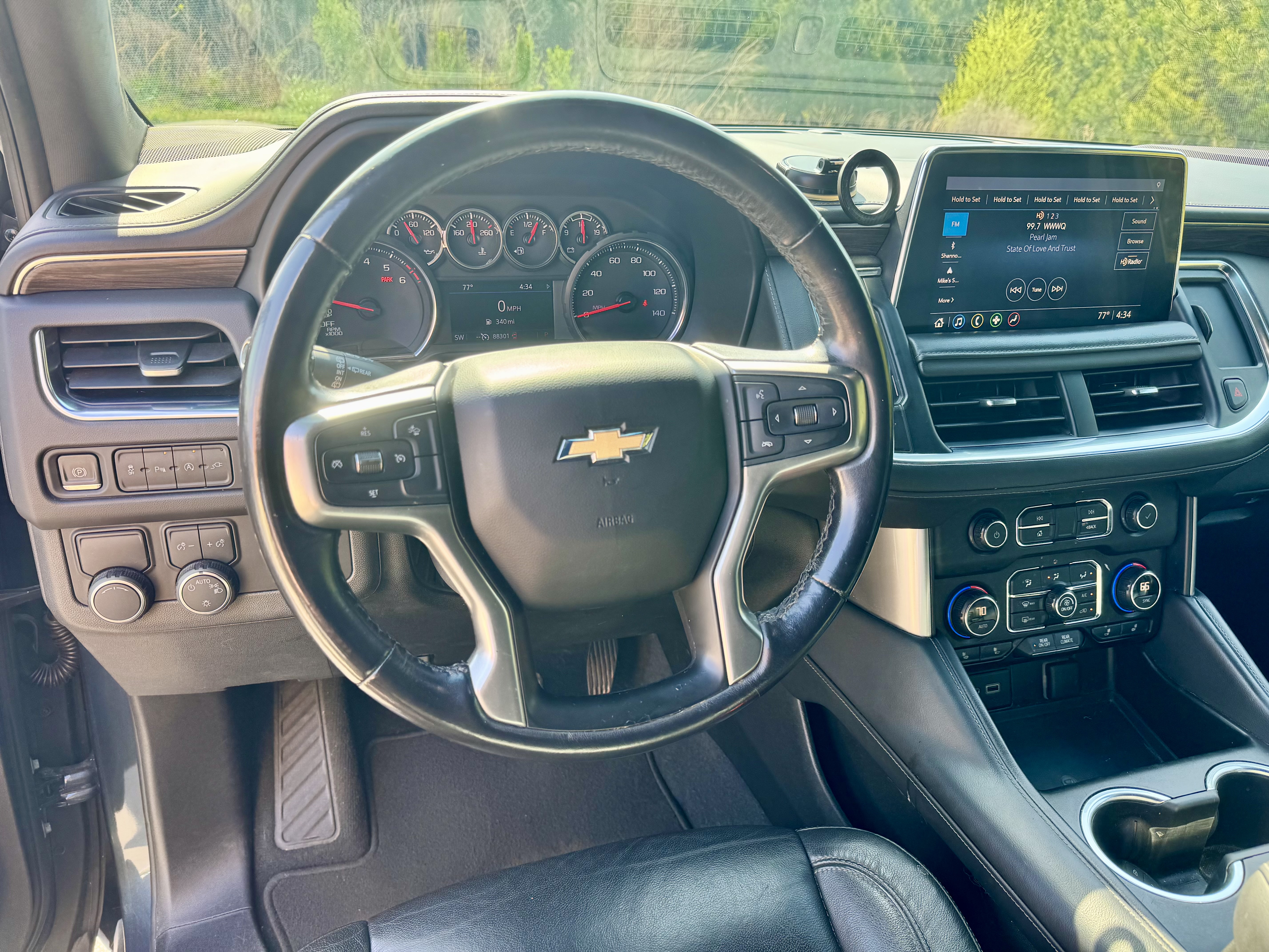 2021 Chevrolet Suburban LT