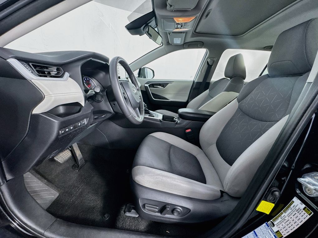 Used 2021 Toyota RAV4 SUV
