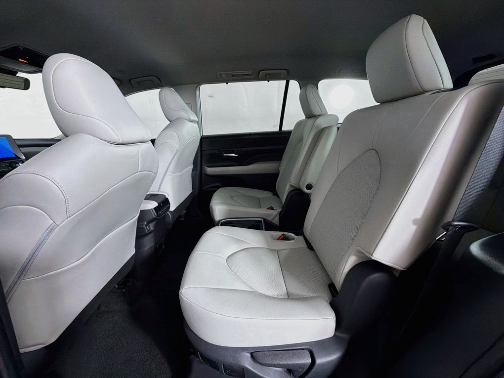 Used 2025 Toyota Grand Highlander SUV