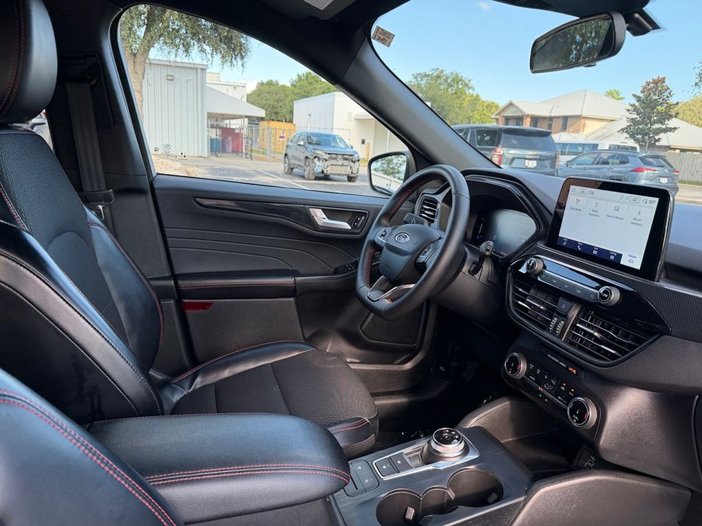 Used 2025 Ford Escape SUV