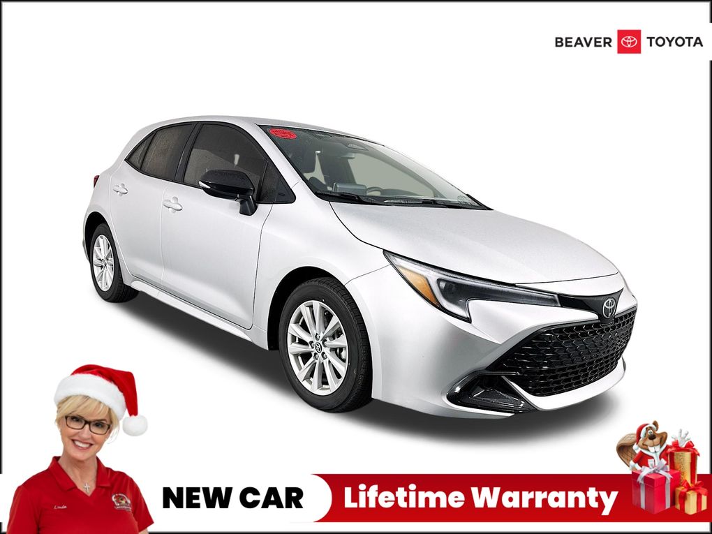 2026 Toyota Corolla Hatchback SE's photo