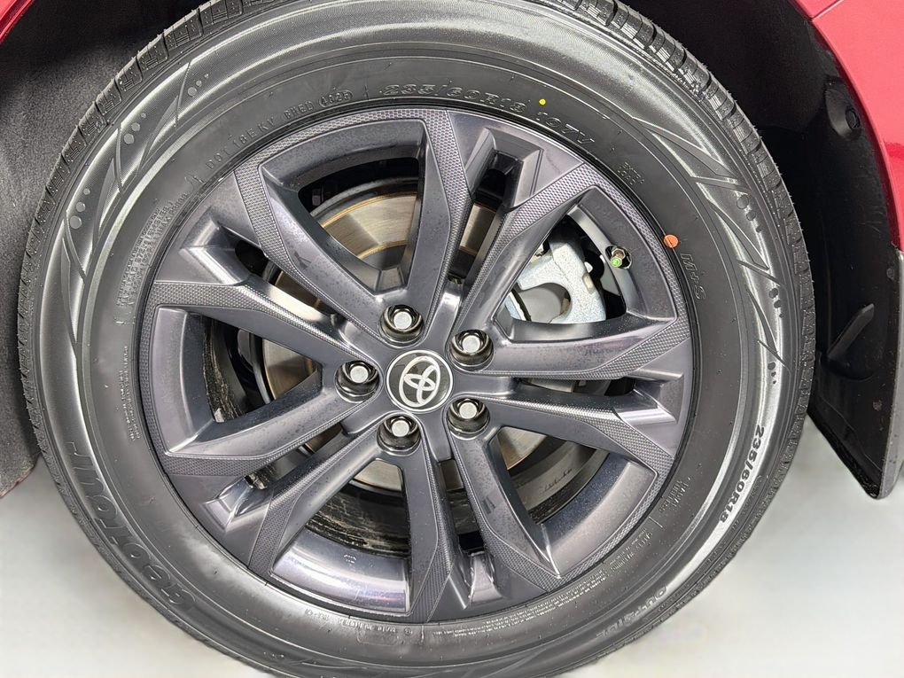 Used 2025 Toyota Sienna Van