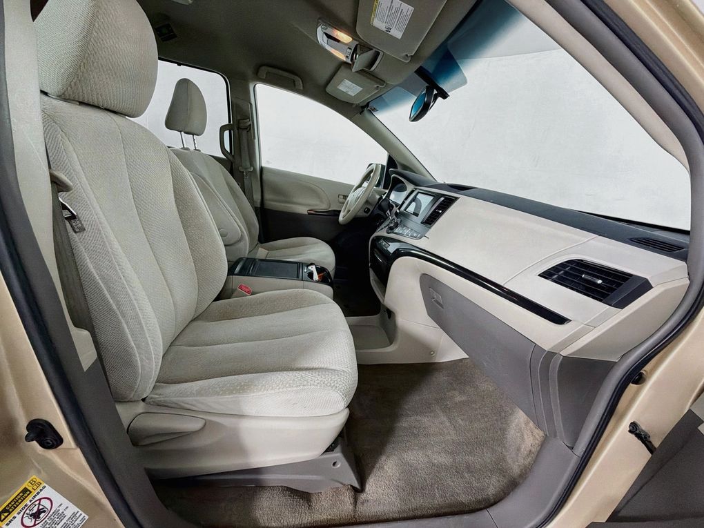Used 2014 Toyota Sienna Van