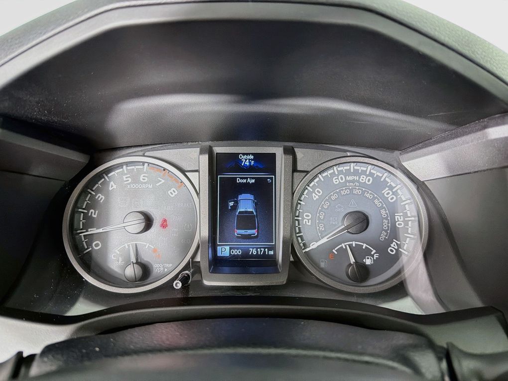Used 2018 Toyota Tacoma Truck