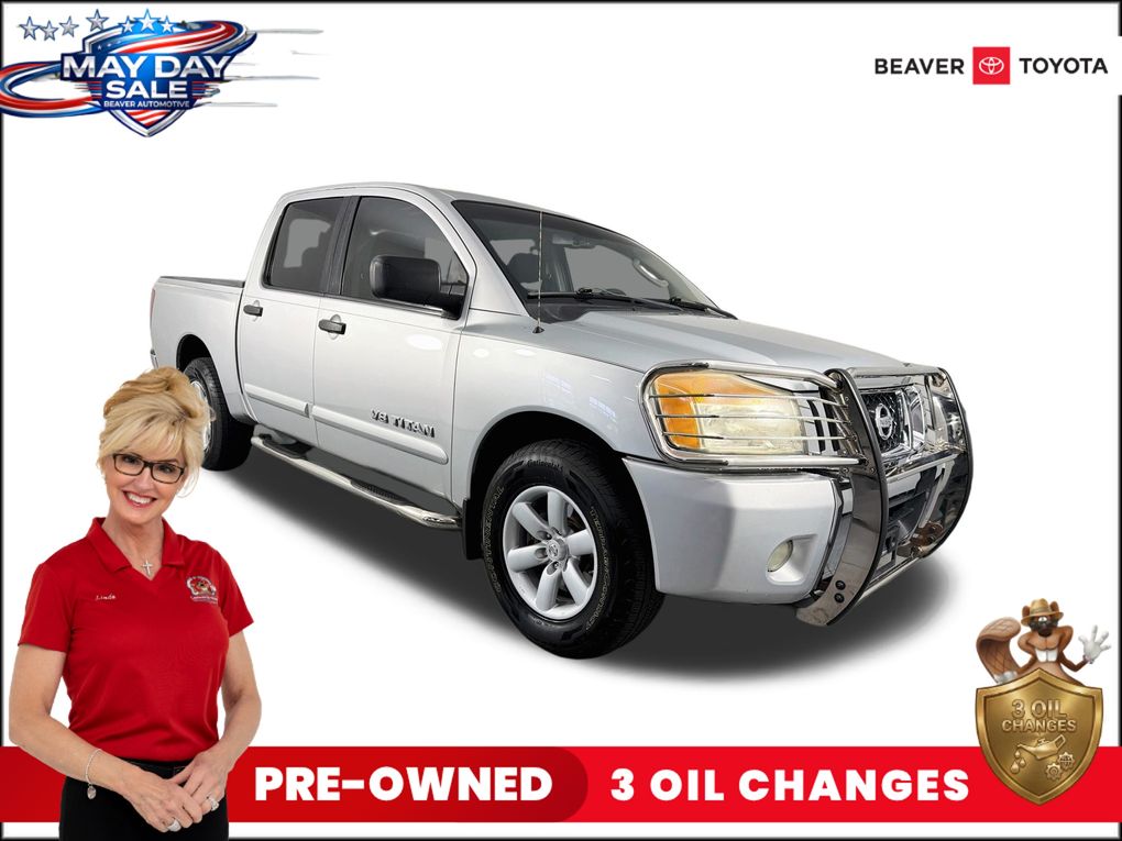 Radiant Silver Metallic 2010 Nissan Titan SE Crew Cab Pickup Truck 4X2 5-Speed Automatic