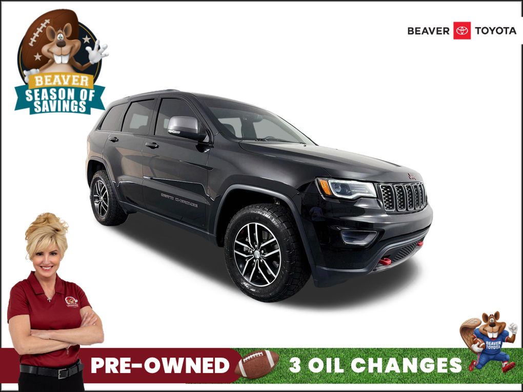Diamond Black Crystal Pearlcoat 2018 Jeep Grand Cherokee SUV / Crossover Four-Wheel Drive 8-Speed Automatic