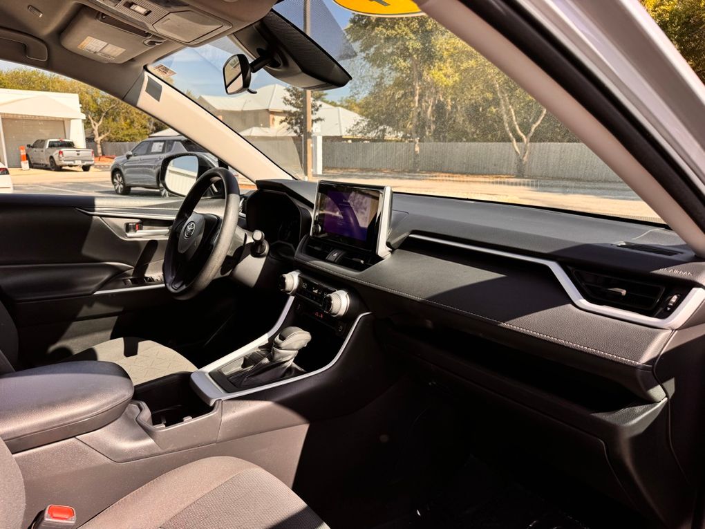 Used 2024 Toyota RAV4 SUV