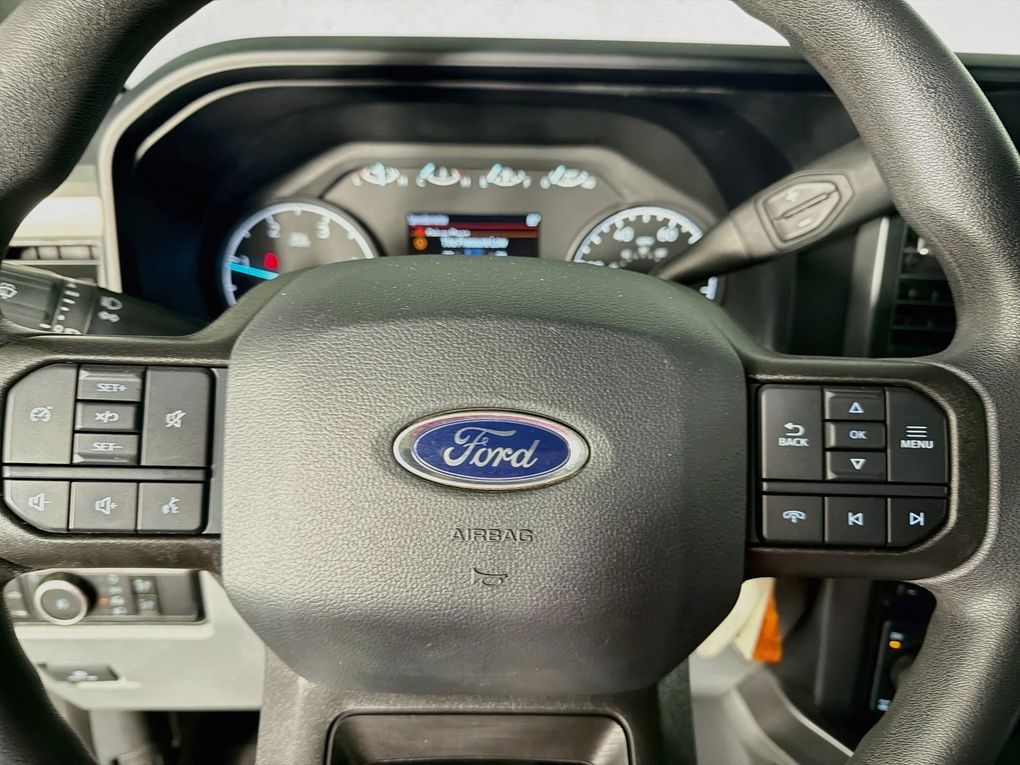 Used 2023 Ford F-350SD Truck