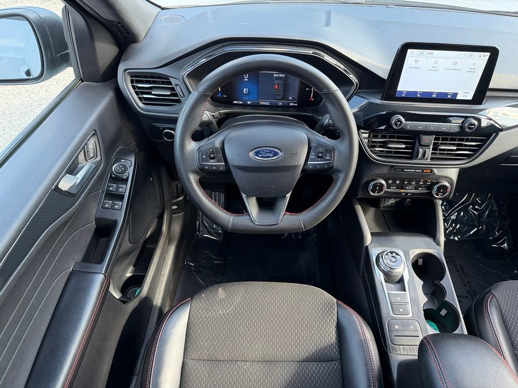 Used 2025 Ford Escape SUV