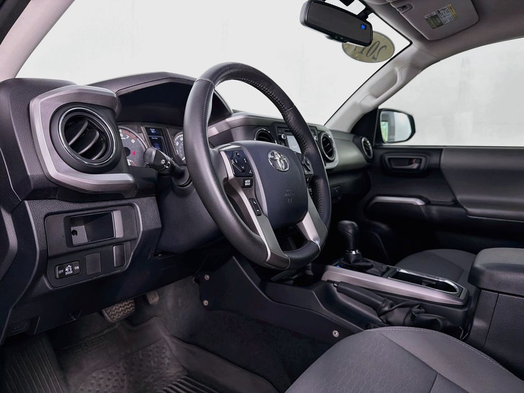 Used 2017 Toyota Tacoma Truck
