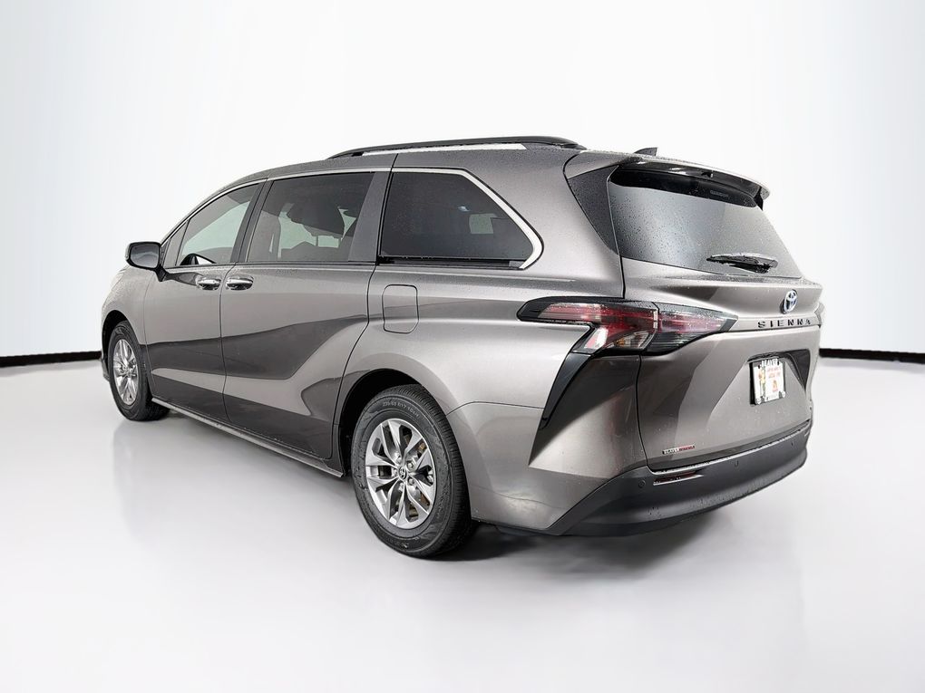 Used 2023 Toyota Sienna Van