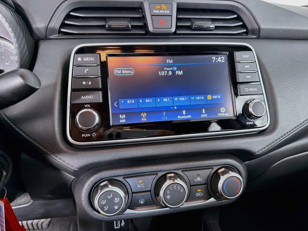 Used 2025 Nissan Versa Sedan