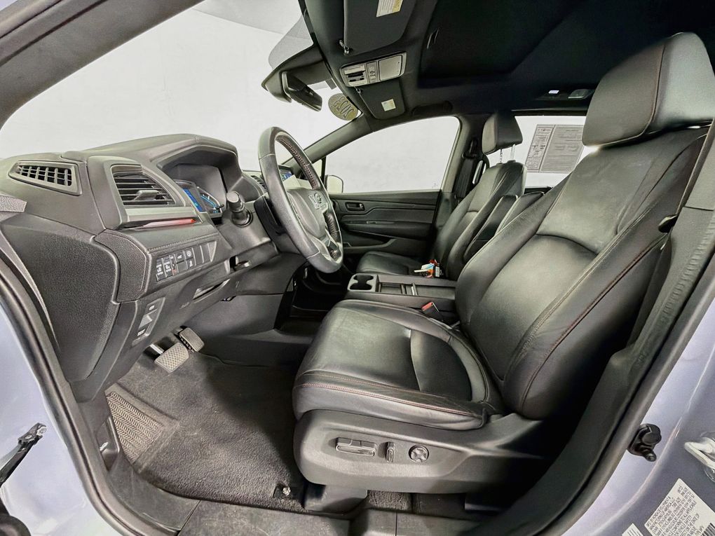 Used 2023 Honda Odyssey Van