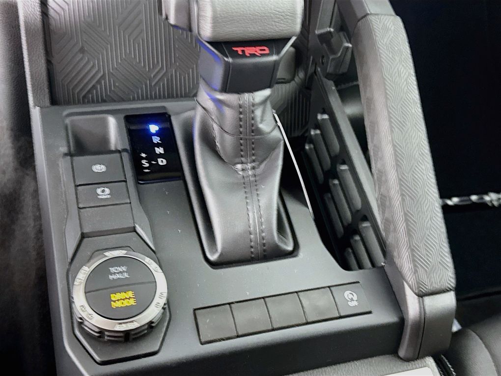 2025 Toyota Tacoma TRD Sport - Photo 21