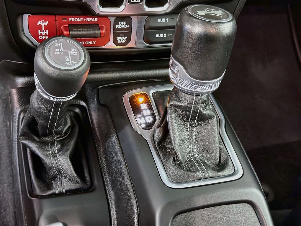 Used 2024 Jeep Wrangler SUV