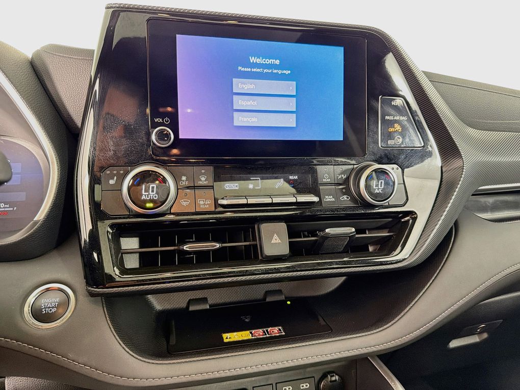 Used 2025 Toyota Highlander SUV
