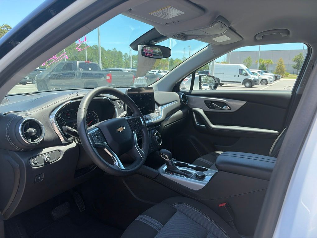 Used 2025 Chevrolet Blazer SUV