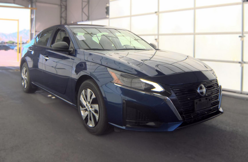 Used 2024 Nissan Altima Sedan
