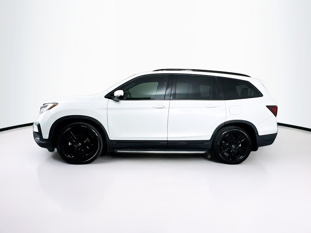 2021 Honda Pilot Black Edition photo 3