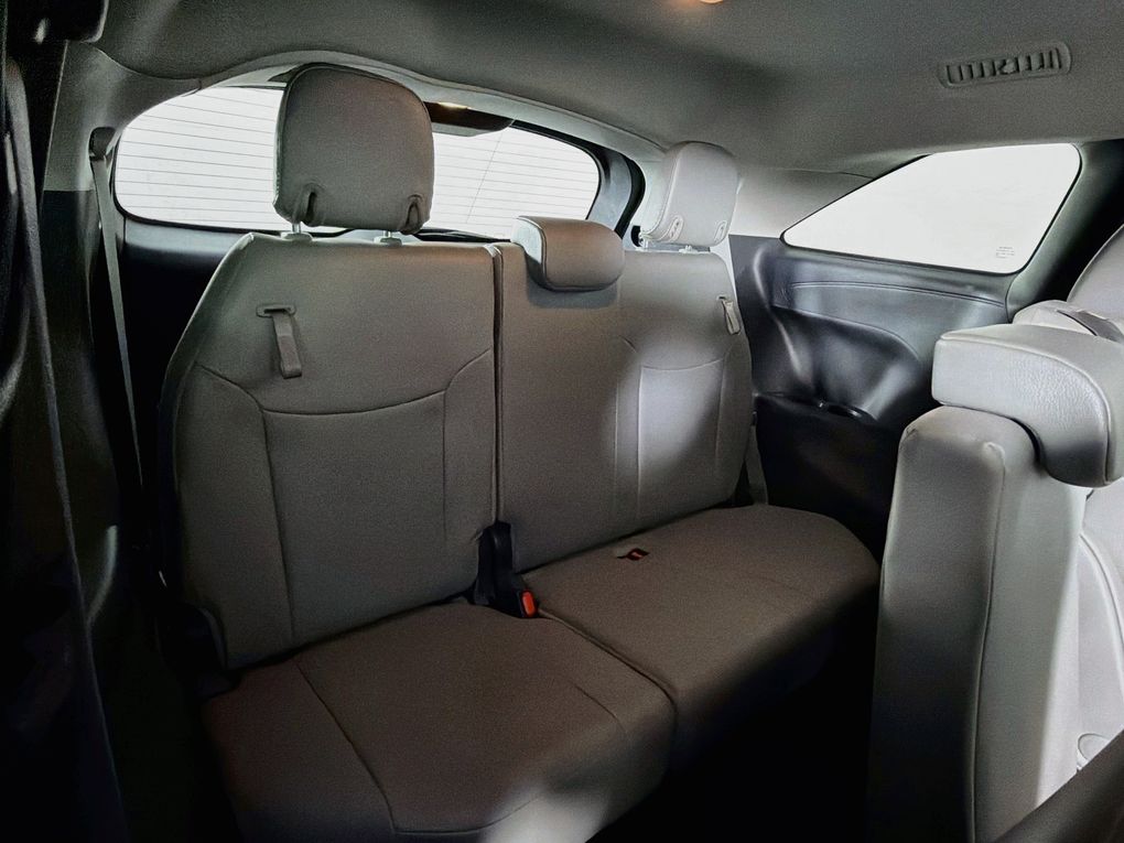 Used 2025 Toyota Sienna Van