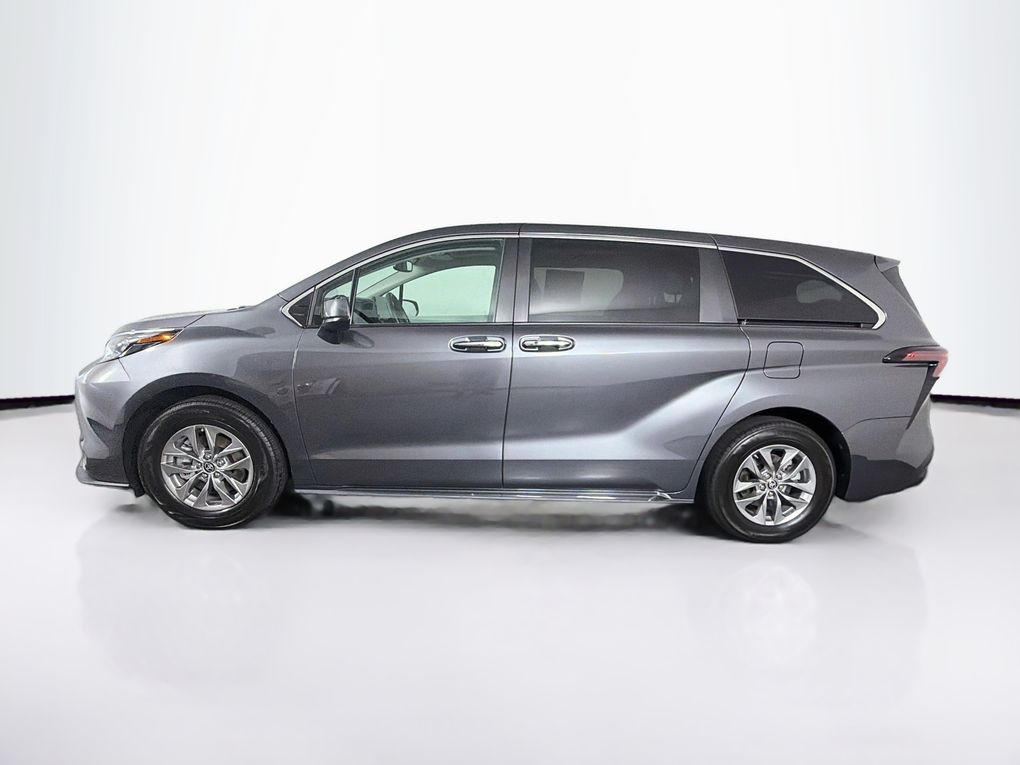 Used 2025 Toyota Sienna Van