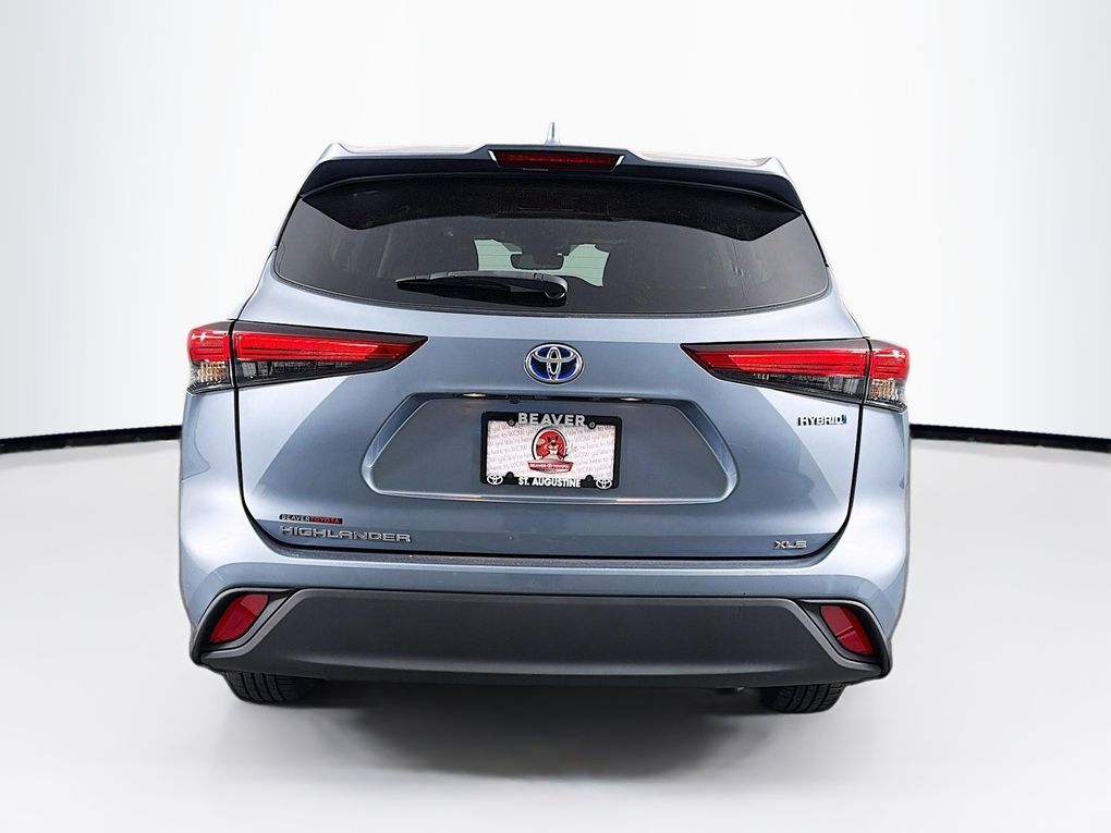 Used 2021 Toyota Highlander Hybrid SUV