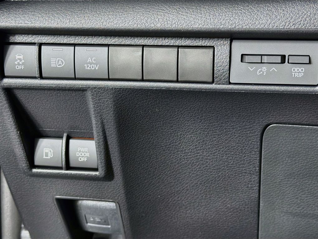 New 2026 Toyota Sienna Van