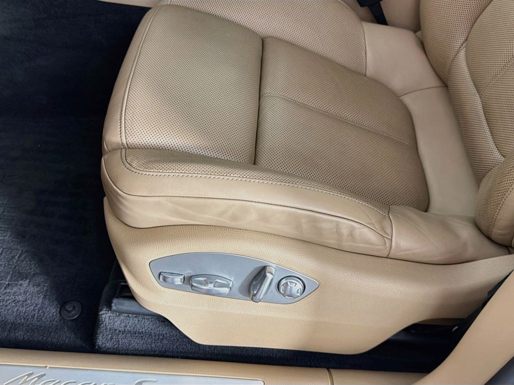 Used 2021 Porsche Macan SUV