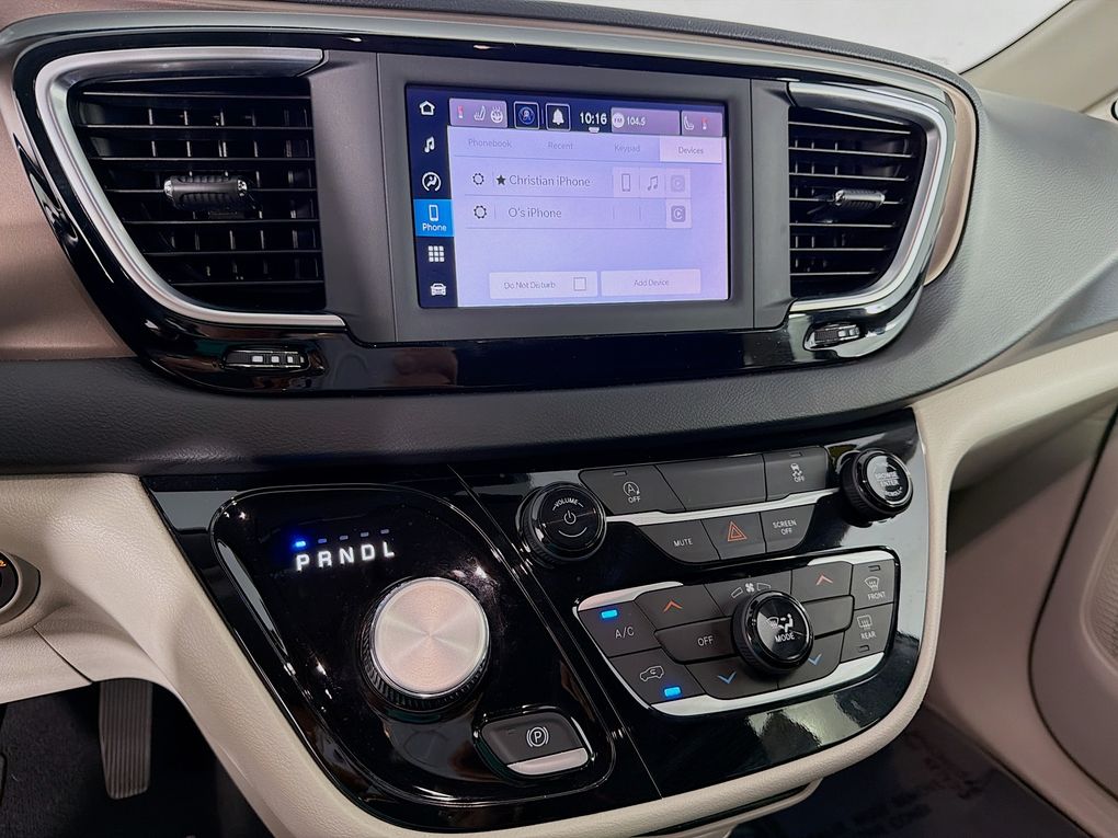 Used 2023 Chrysler Voyager Van