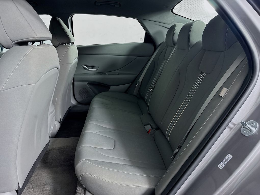 Used 2024 Hyundai Elantra Sedan