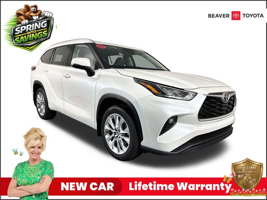 White (Wind Chill Pearl) 2026 Toyota Highlander Limited AWD SUV / Crossover All-Wheel Drive 8-Speed Automatic