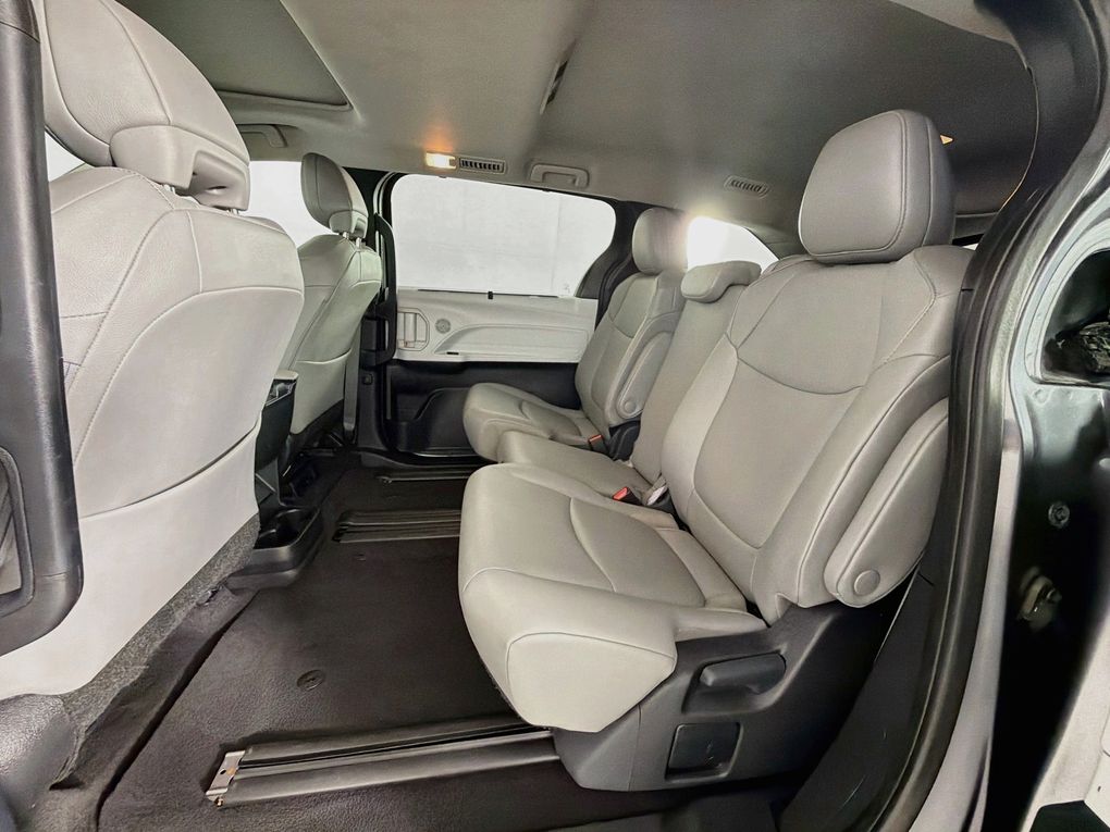 Used 2025 Toyota Sienna Van
