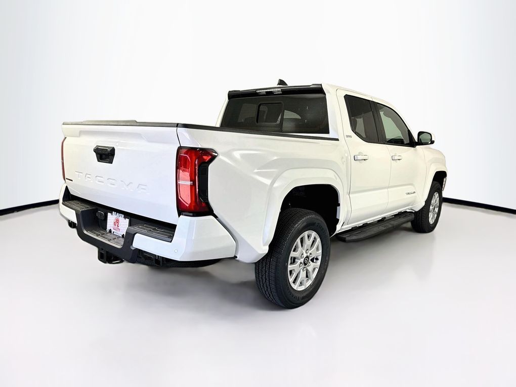 2026 Toyota Tacoma SR5 - Photo 9