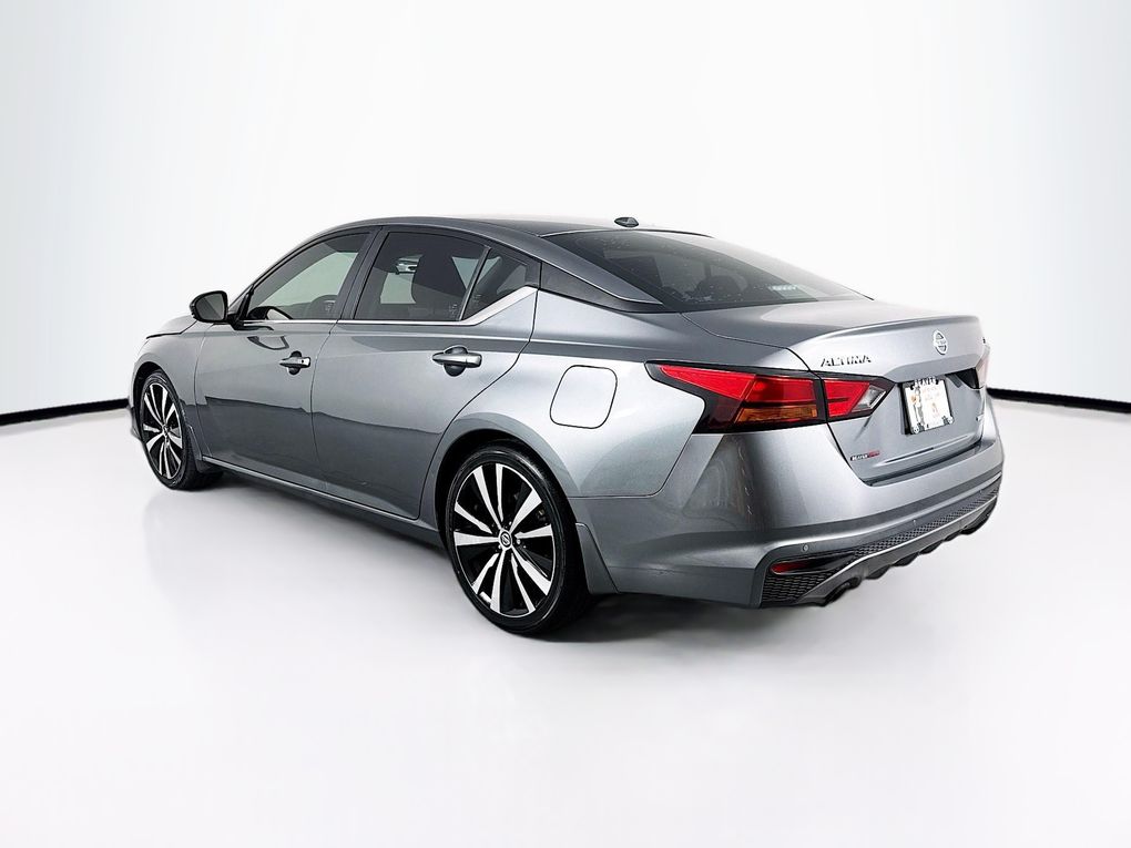 Used 2020 Nissan Altima Sedan