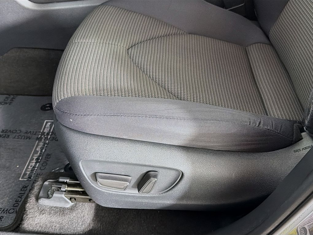 Used 2023 Toyota Highlander SUV