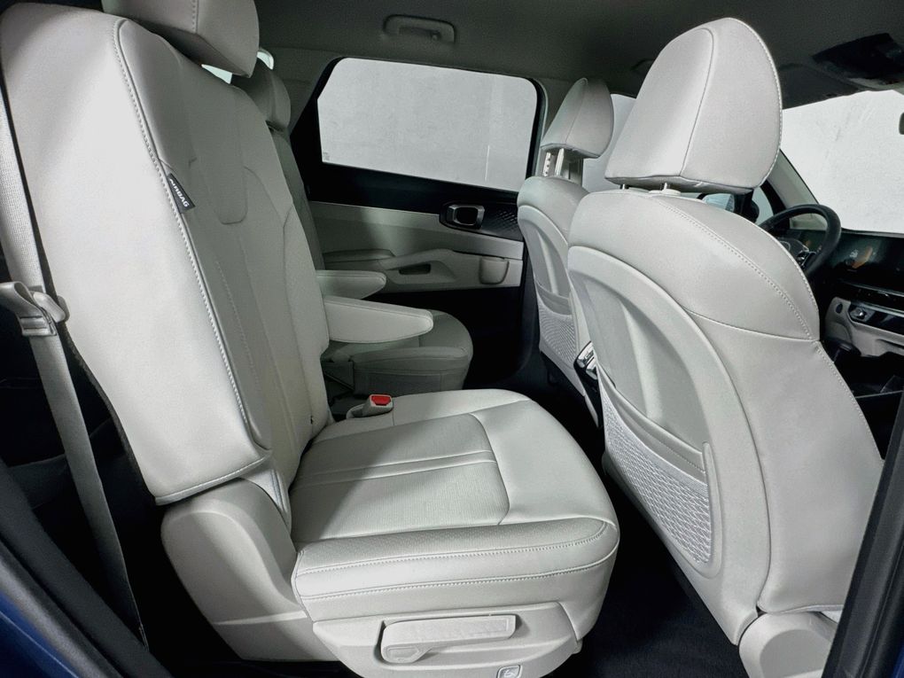 Used 2025 Kia Sorento SUV