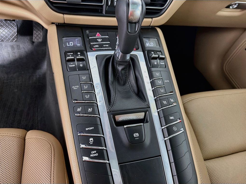 Used 2021 Porsche Macan SUV